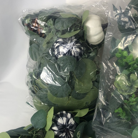 Hotop Fall Wreath and Garland set - Picture 5 of 6